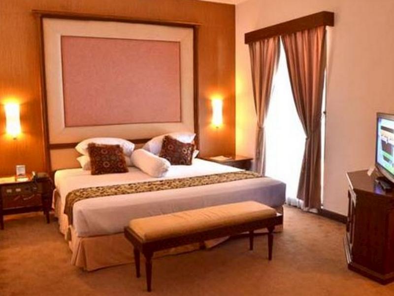 Bahari Inn Tegal Exterior foto
